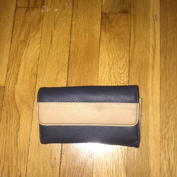 Wallet - Picture 2 of 3